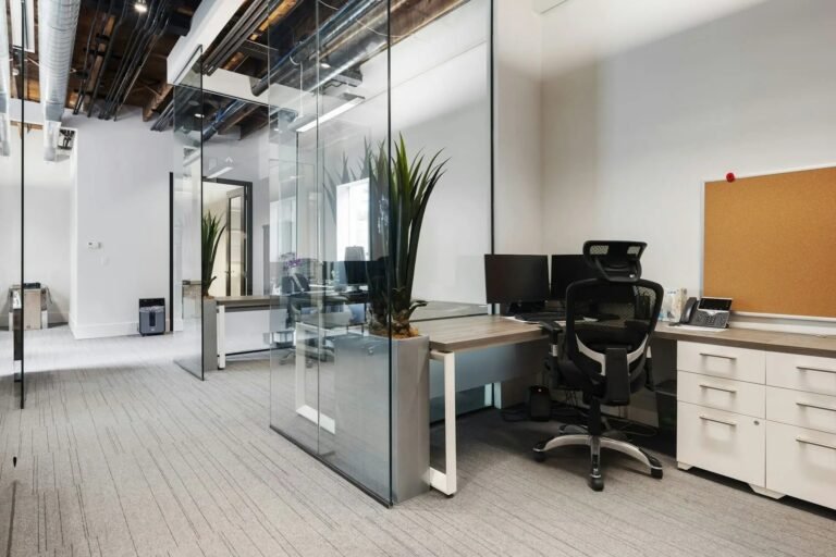 Modern commercial offices in Lahore for businesses and corporate workplaces